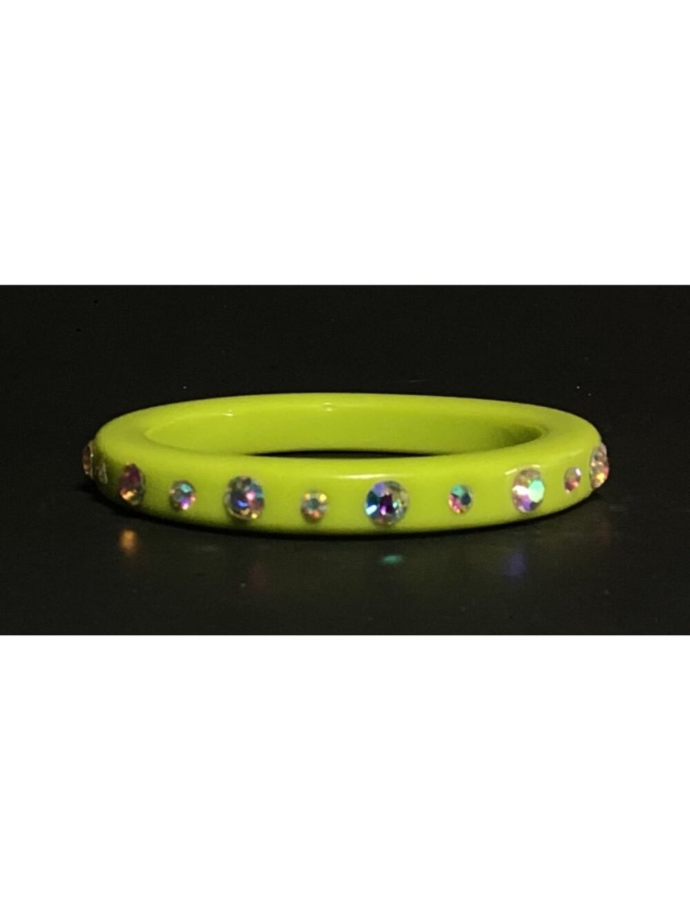Vintage Neon Green Square Profile Lucite Bangle Bracelet Rhinestones Glows in UV - Picture 7 of 8